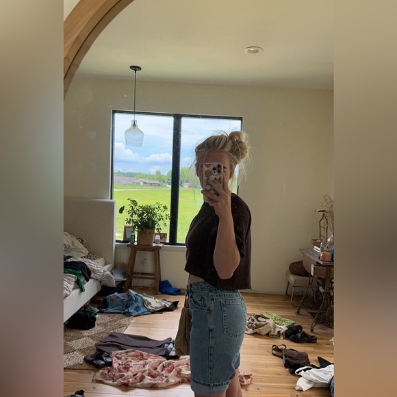 Brown cropped shirt - Picture 2 of 4